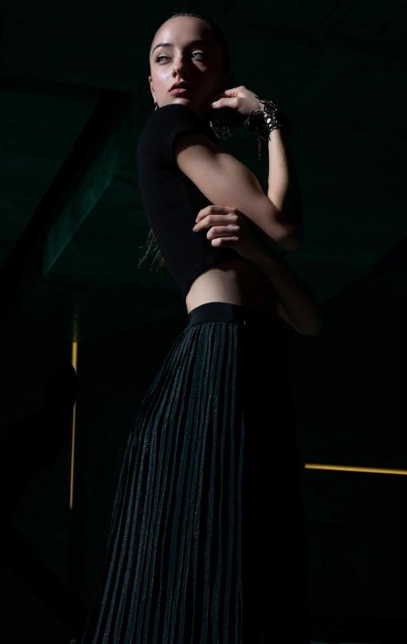 Julia V